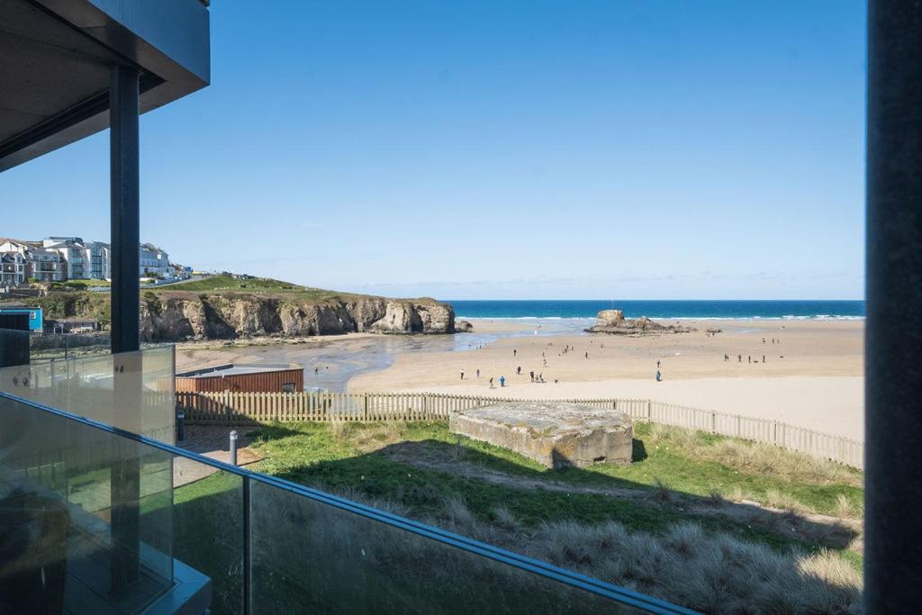 Luxury Beach Apartment 佩伦波斯 外观 照片